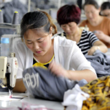 Производство одежды на фабрике в Китае: как настроить работу