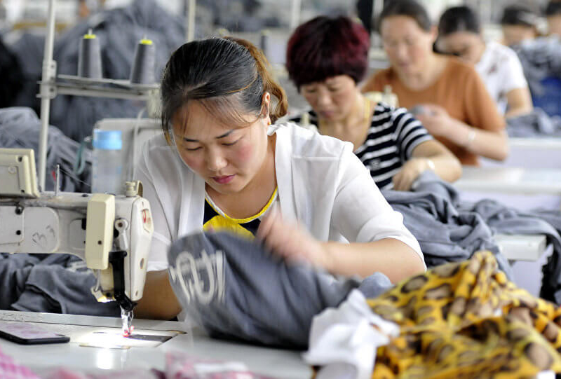 Производство одежды на фабрике в Китае: как настроить работу - Asia Cargo
